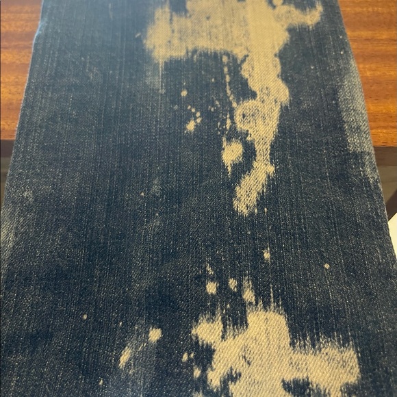 Mudd Juniors Bleached Ripped Jeans - Picture 4 of 7